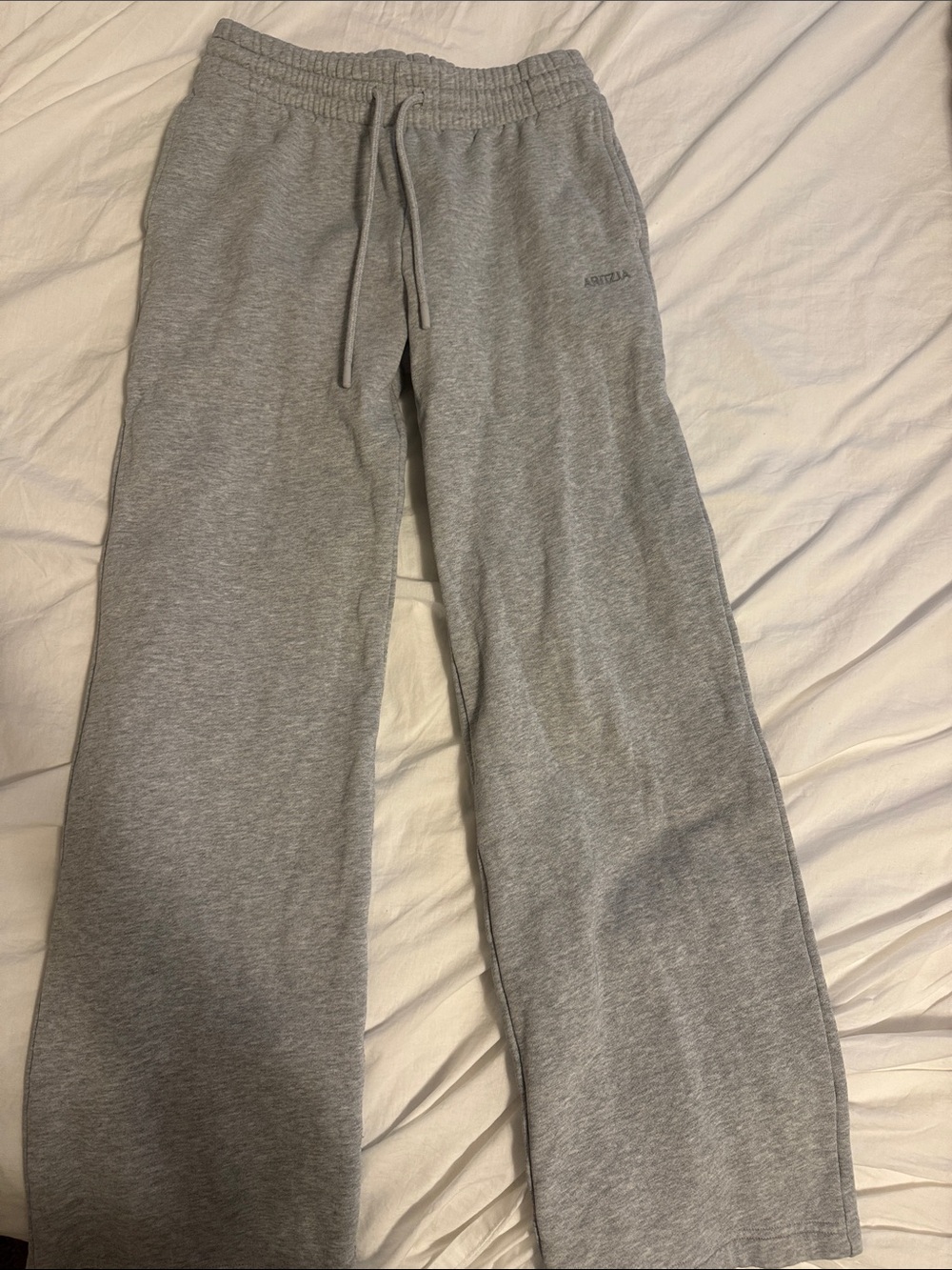 Aritzia Straight Leg Sweatpants in Heather Gray